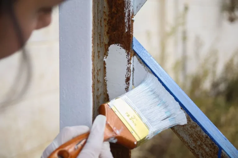 paint for metal railings outdoor